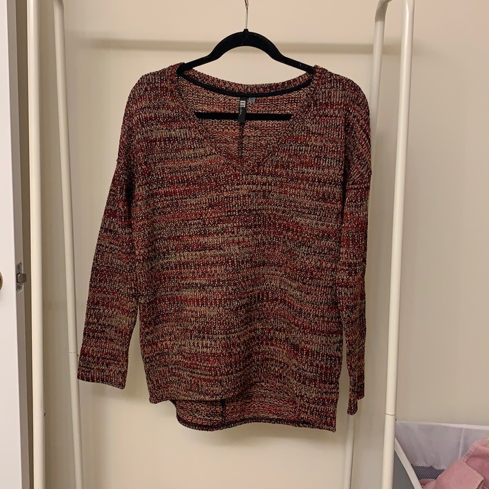 V neck sweater